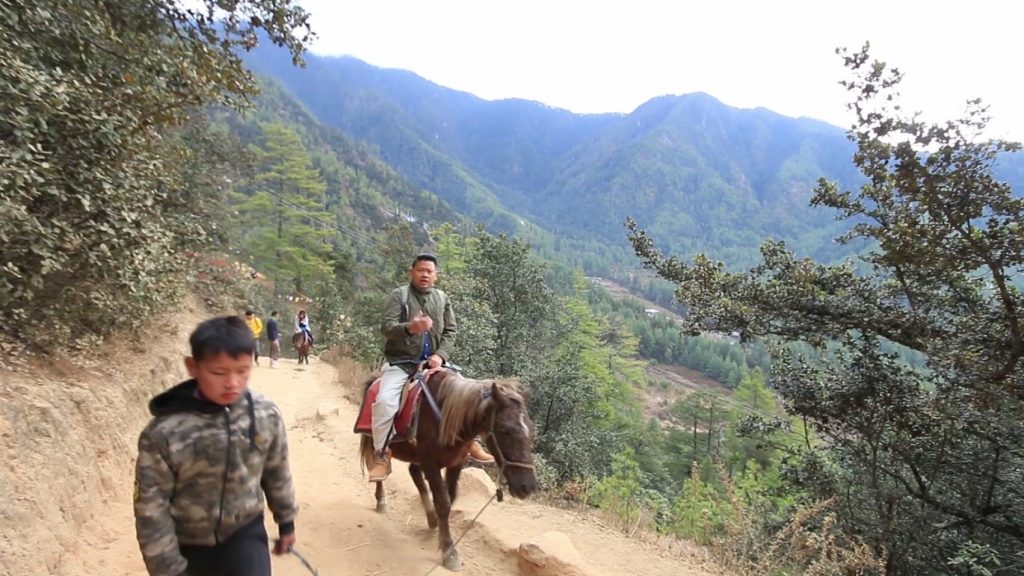 วัดรังเสือ ภูฏาน