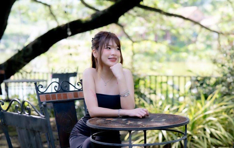 รอยยิ้มกลางสวนเขียว