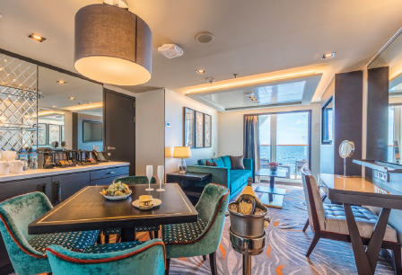 PA L A C ED E L U X E P R E M I U M