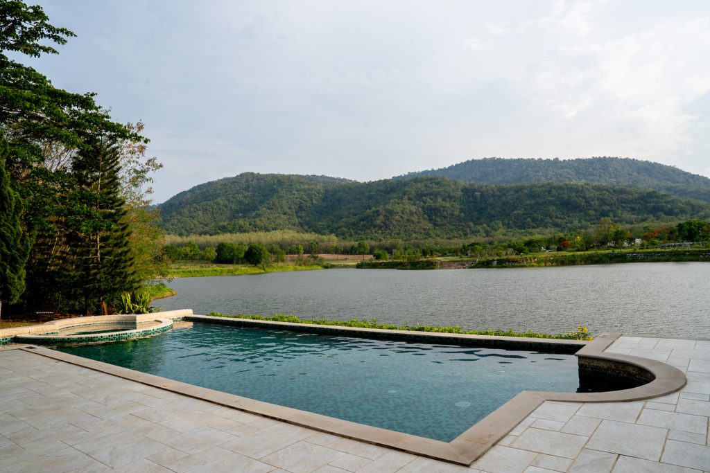 Lagoon Cafe Khaoyai คาเฟ่เขาใหญ่ริมลากูน วิวภูเขา