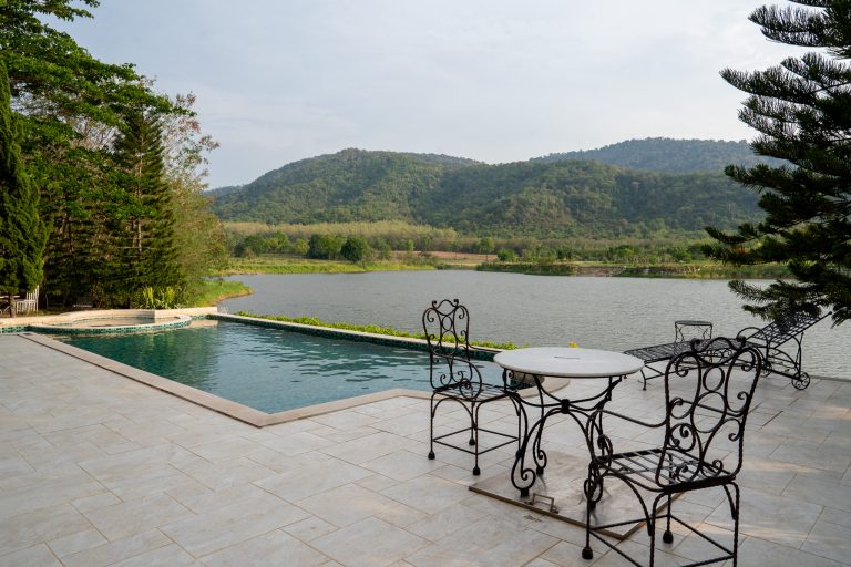 Lagoon Cafe Khaoyai คาเฟ่เขาใหญ่ริมลากูน วิวภูเขา