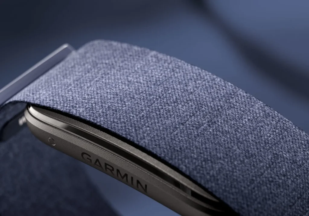 CIRQA Smart Band